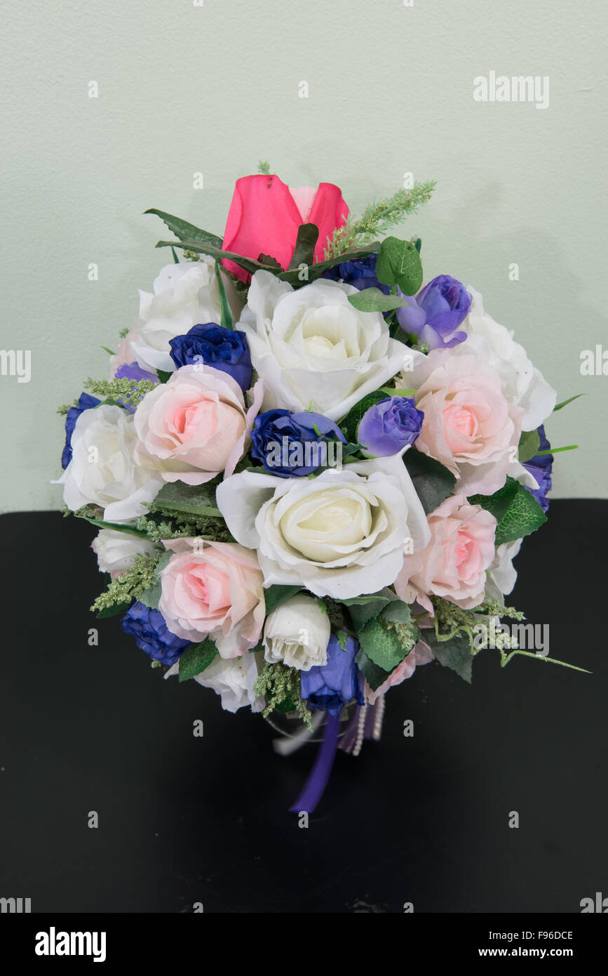 Artificial flowers in flower vase hires stock photography and images