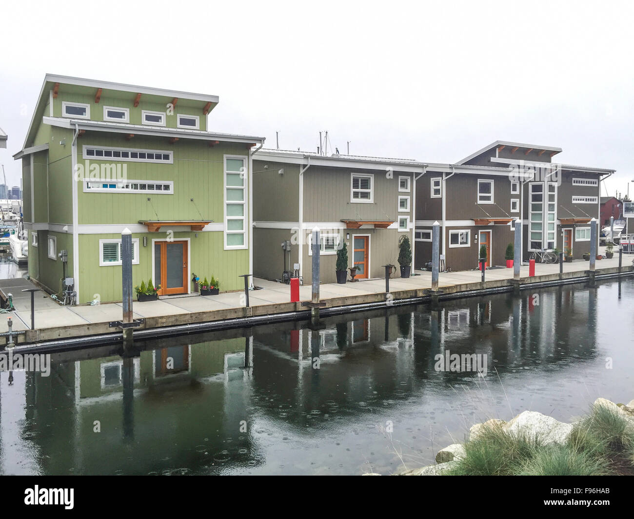 Row of Float homes in Mosquito Creek North Vancouver Stock Photo
