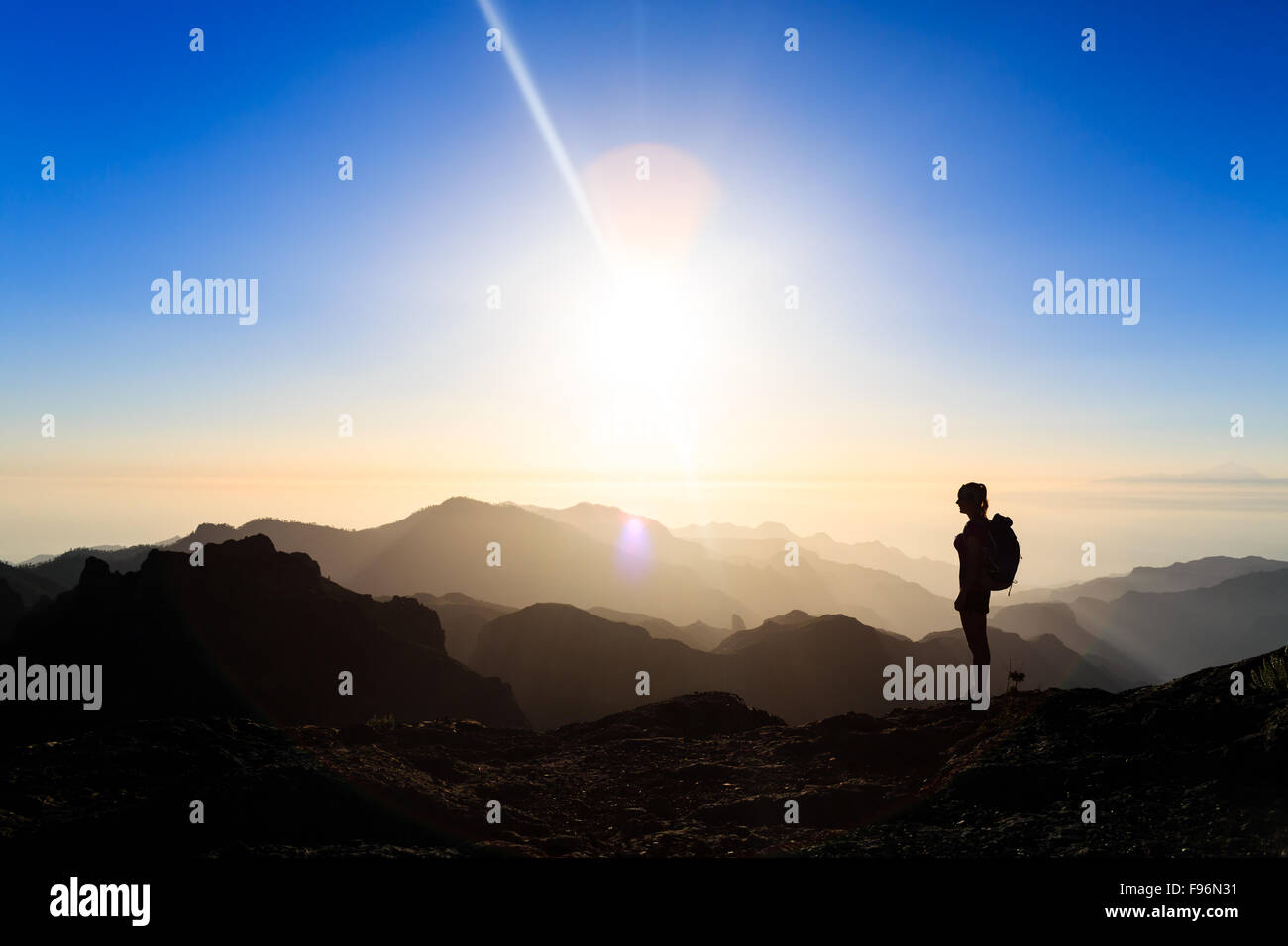 Woman hiker silhouette hi-res stock photography and images - Alamy