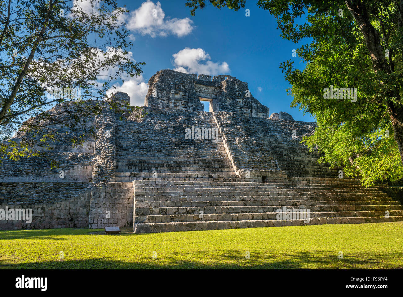 Estructura X (Structure 10), Maya ruins at Becan archaeological site, La Ruta Rio Bec, Yucatan Peninsula, Campeche state, Mexico Stock Photo