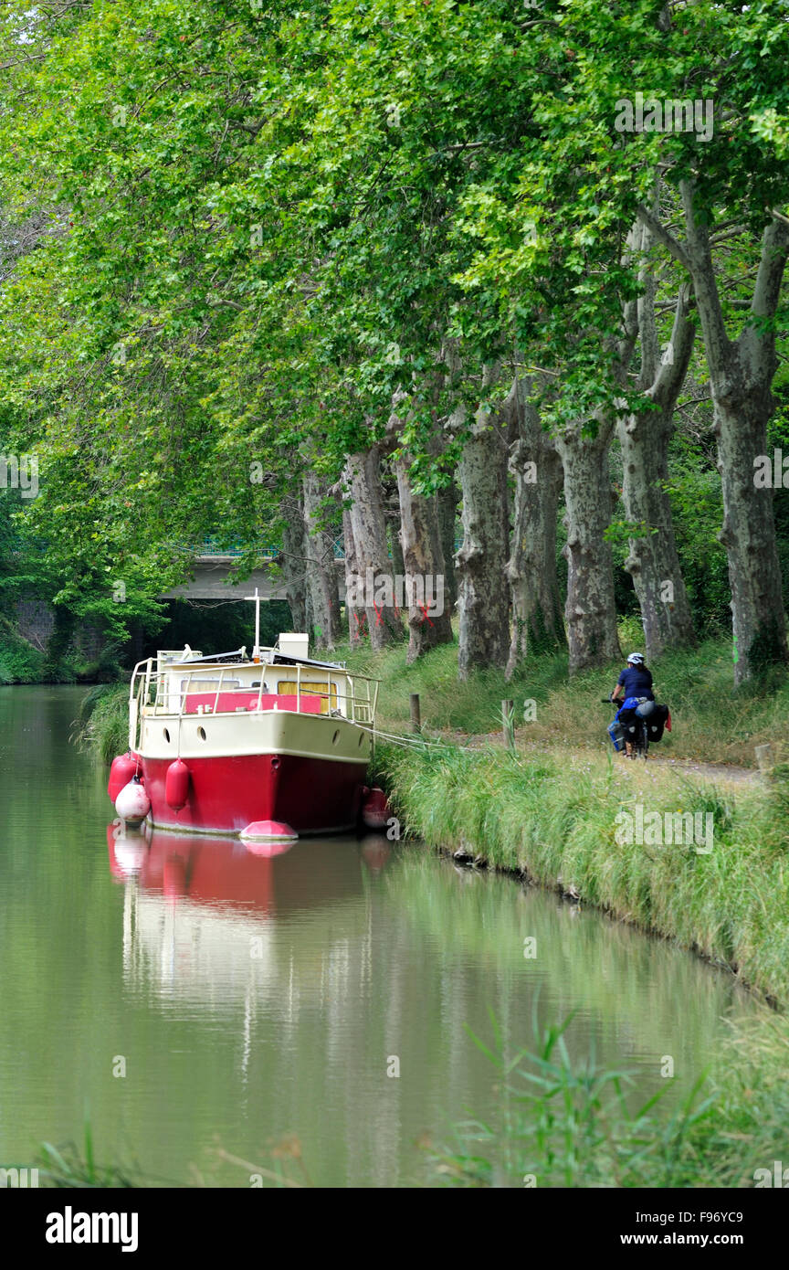 Canal du Midi near les neuf écluses, Herault Department, France Stock Photo