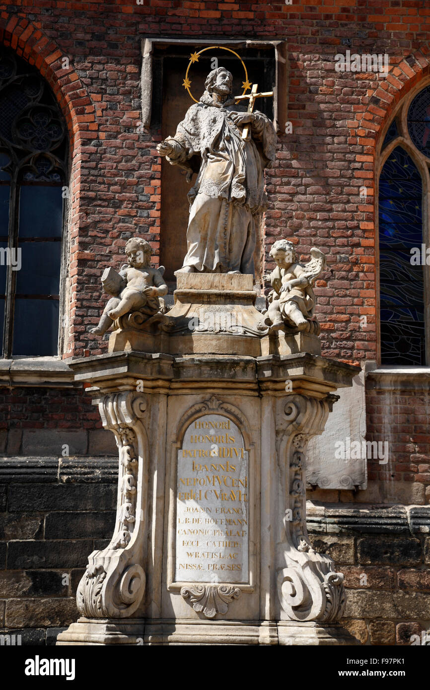 Nepomuk Statue at Basilika  Jakobus and  Agnes,  at market square (Rynek), Nysa (Neisse), Silesia, Poland, Europe Stock Photo