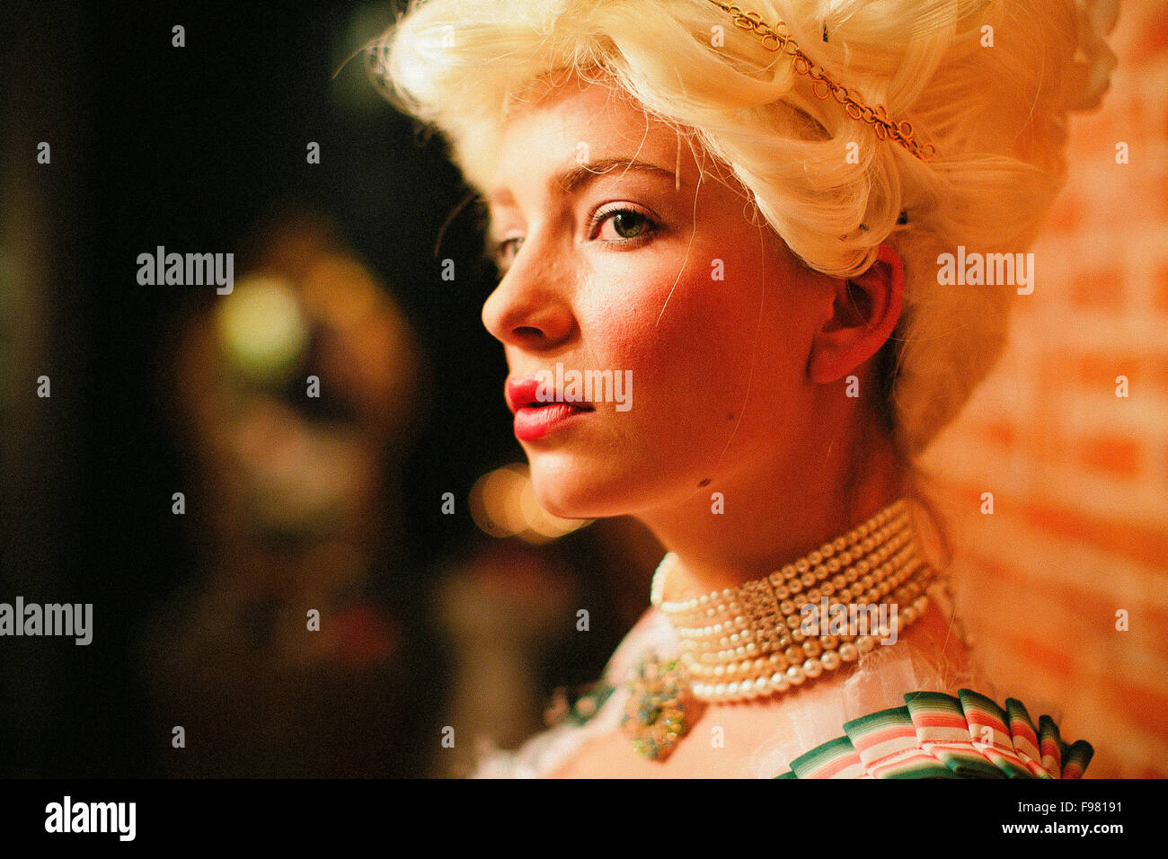 Victorian Fashion Woman High Resolution Stock Photography and Images ...