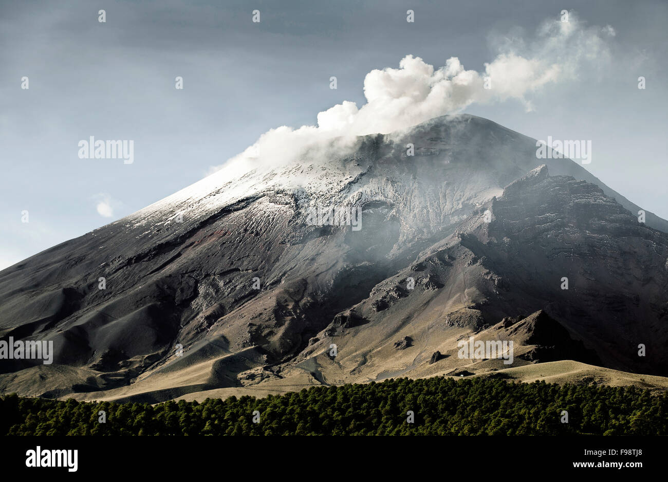 Smoke coming out from the crater of a volcano. Estado de Mexico, Mexico Stock Photo