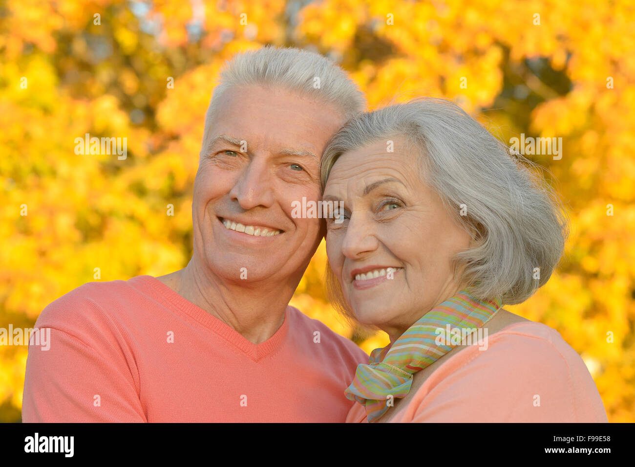 Senior couple in park Stock Photo - Alamy