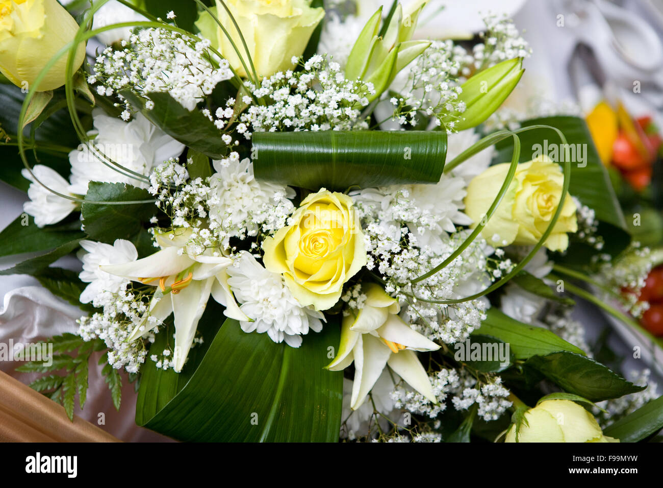 Horizontal bouquet hi-res stock photography and images - Alamy