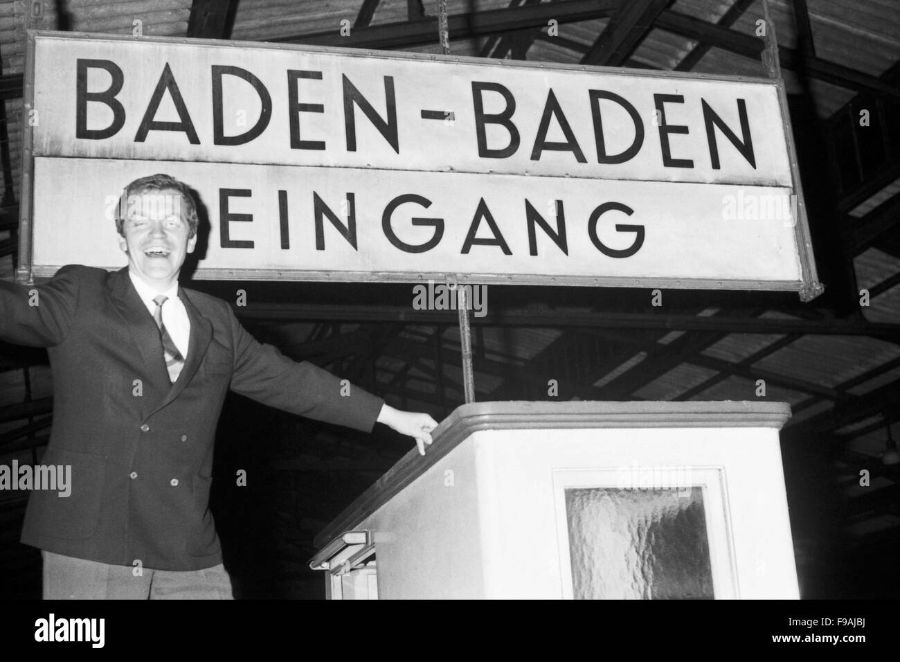 Joe Raphael in Baden Baden, Deutschland 1960er Jahre. Jeoe Raphael at ...