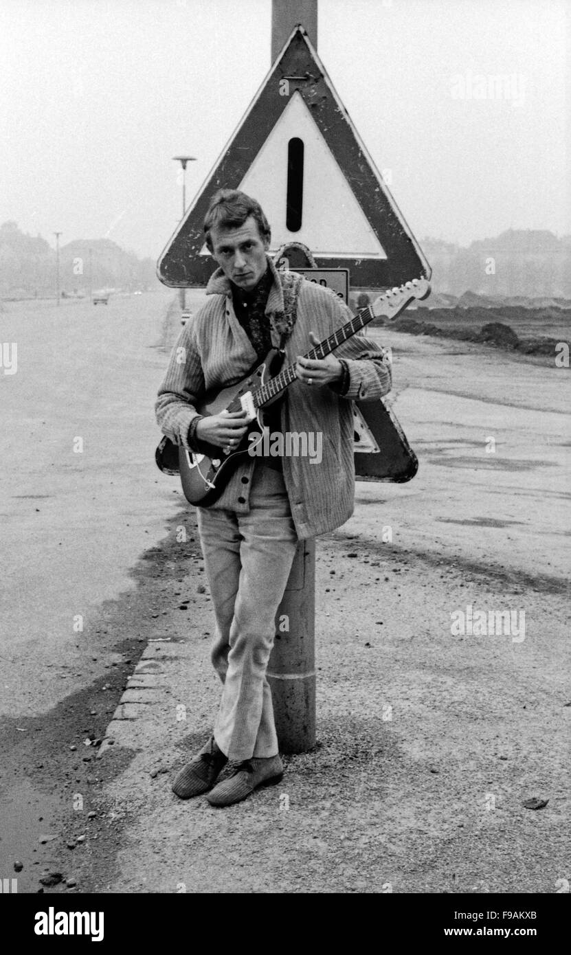 Der Sänger Jay Walker in München, Deutschland 1960er Jahre. Singer Jay