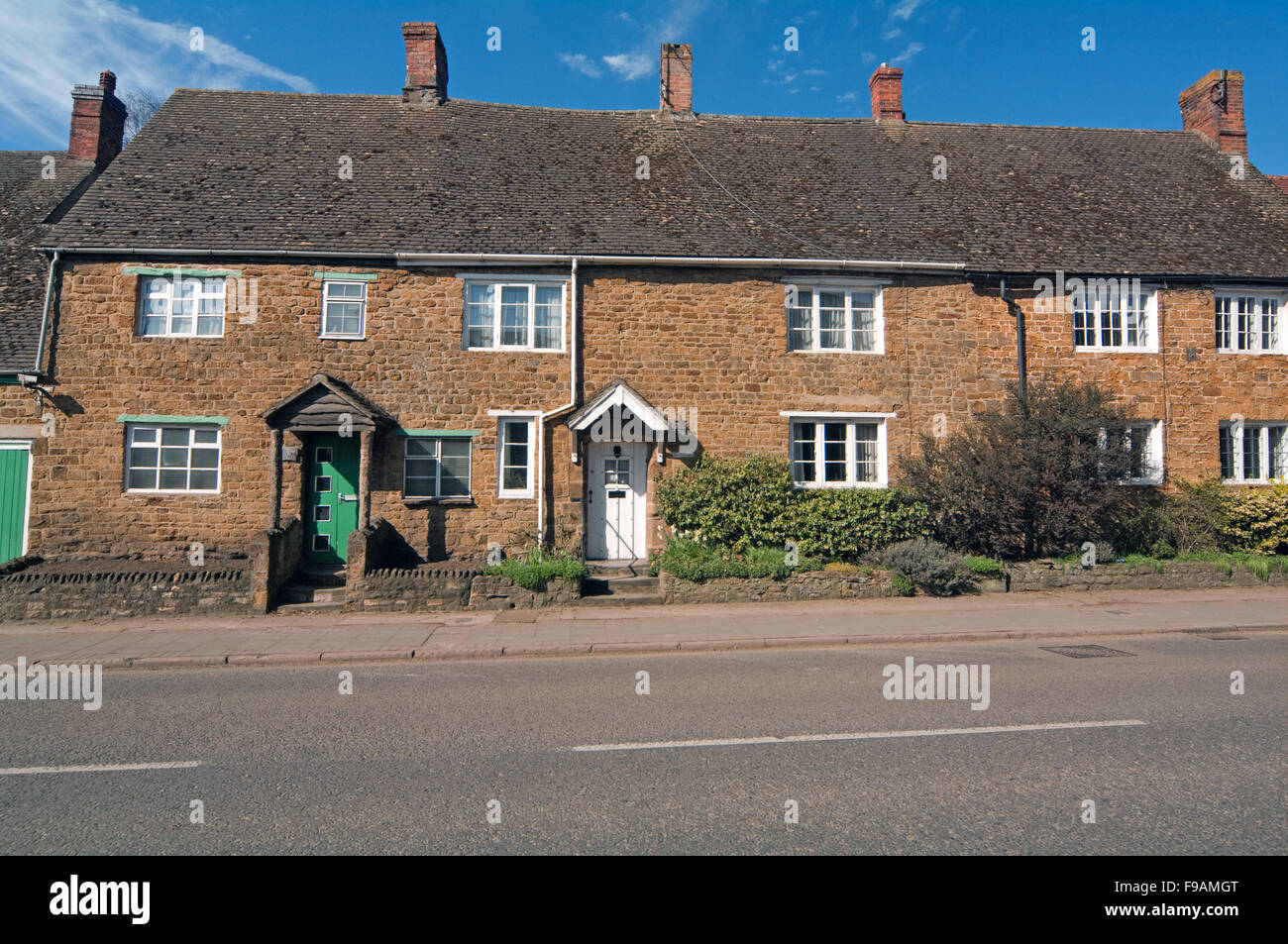 Bloxham, Oxfordshire, Cottage, England Stock Photo Alamy