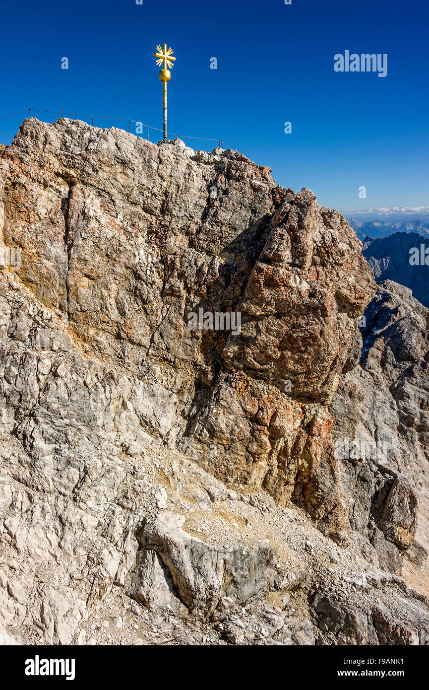 Gilded summit cross, Zugspitze, Garmisch-Partenkirchen, Wetterstein, Eastern Alps, Upper Bavaria, Bavaria, Germany Stock Photo