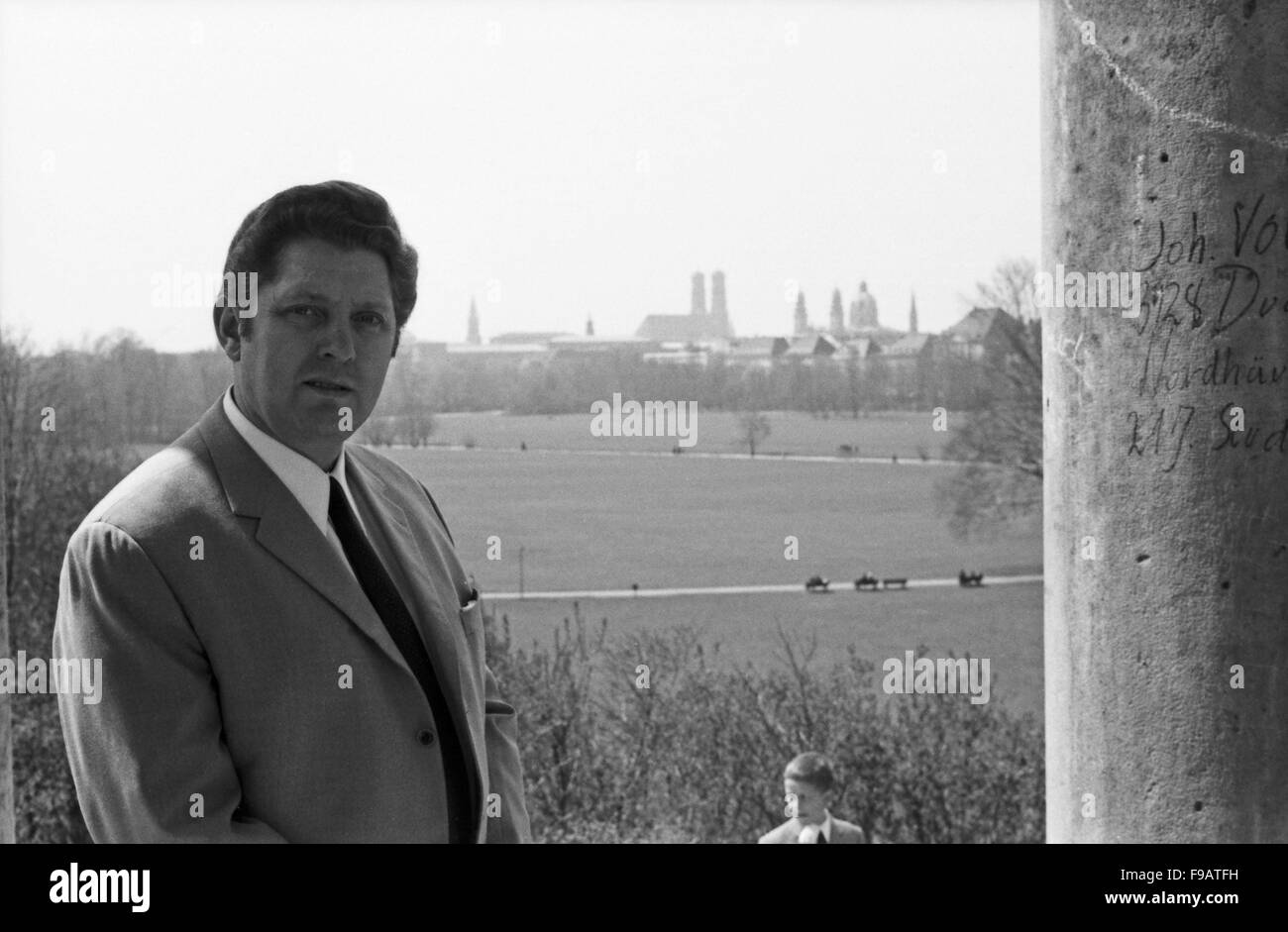 Der niederländische Tenor Anton de Ridder unterwegs in München