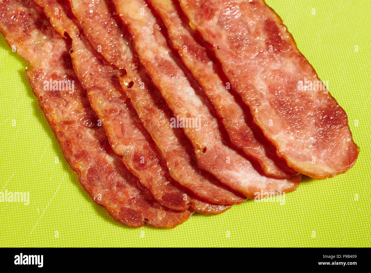 cooked turkey bacon Stock Photo Alamy
