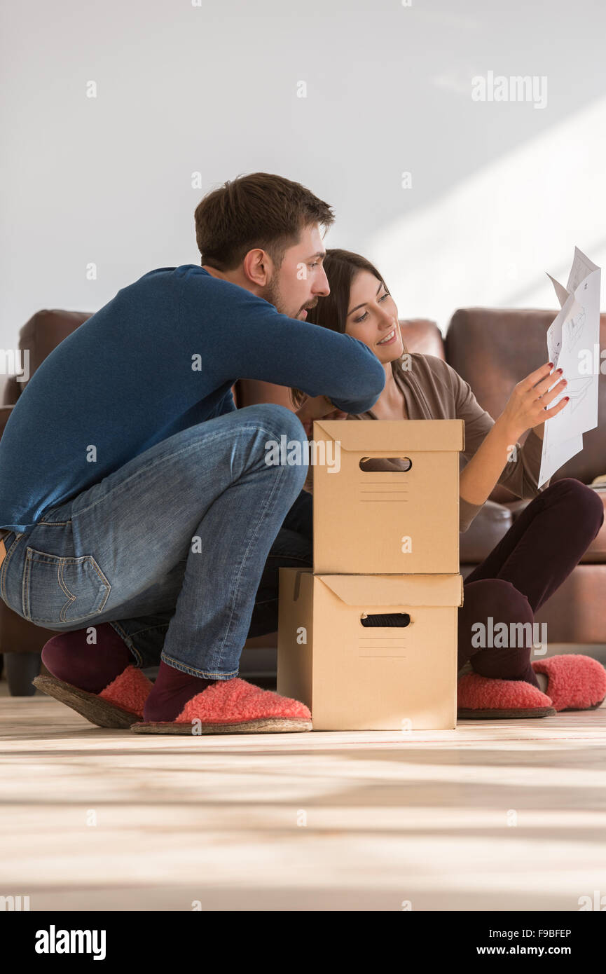 Couple moving in house mortgage concept Stock Photo Alamy