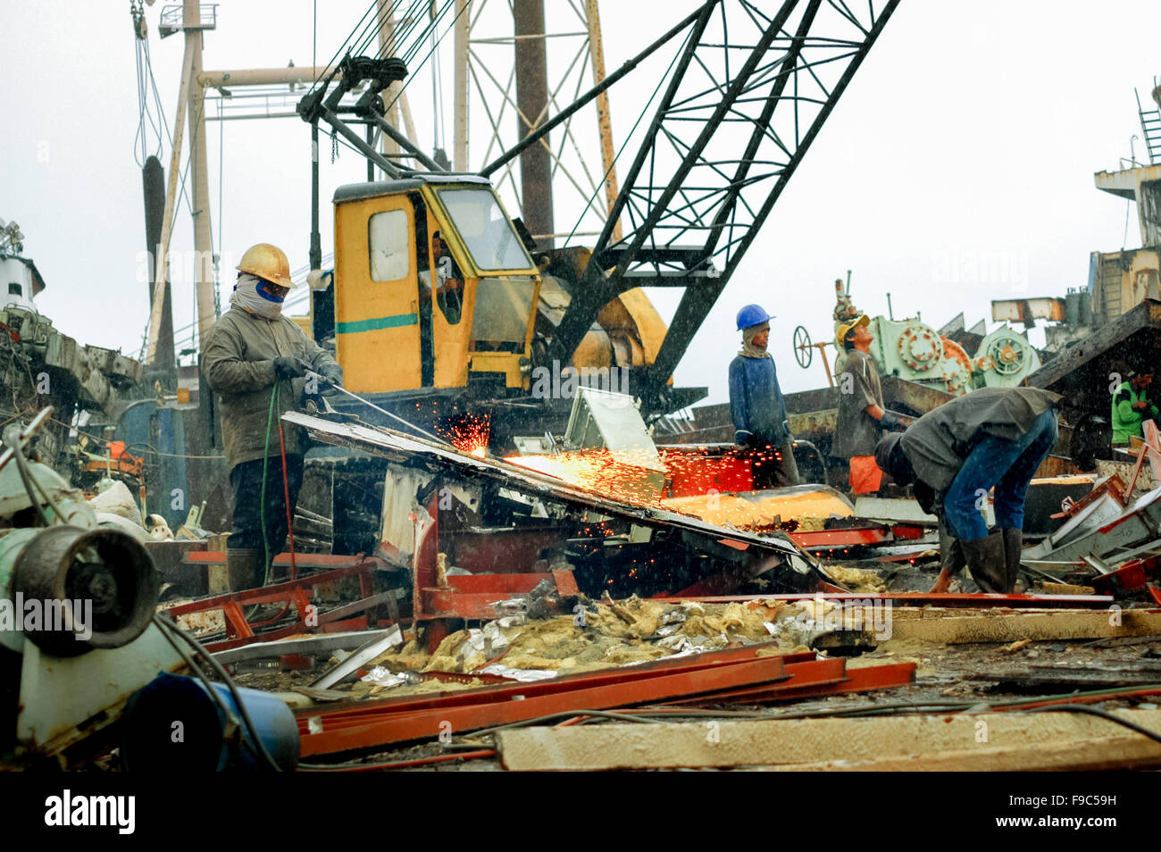 Ship breakers yard hires stock photography and images Alamy