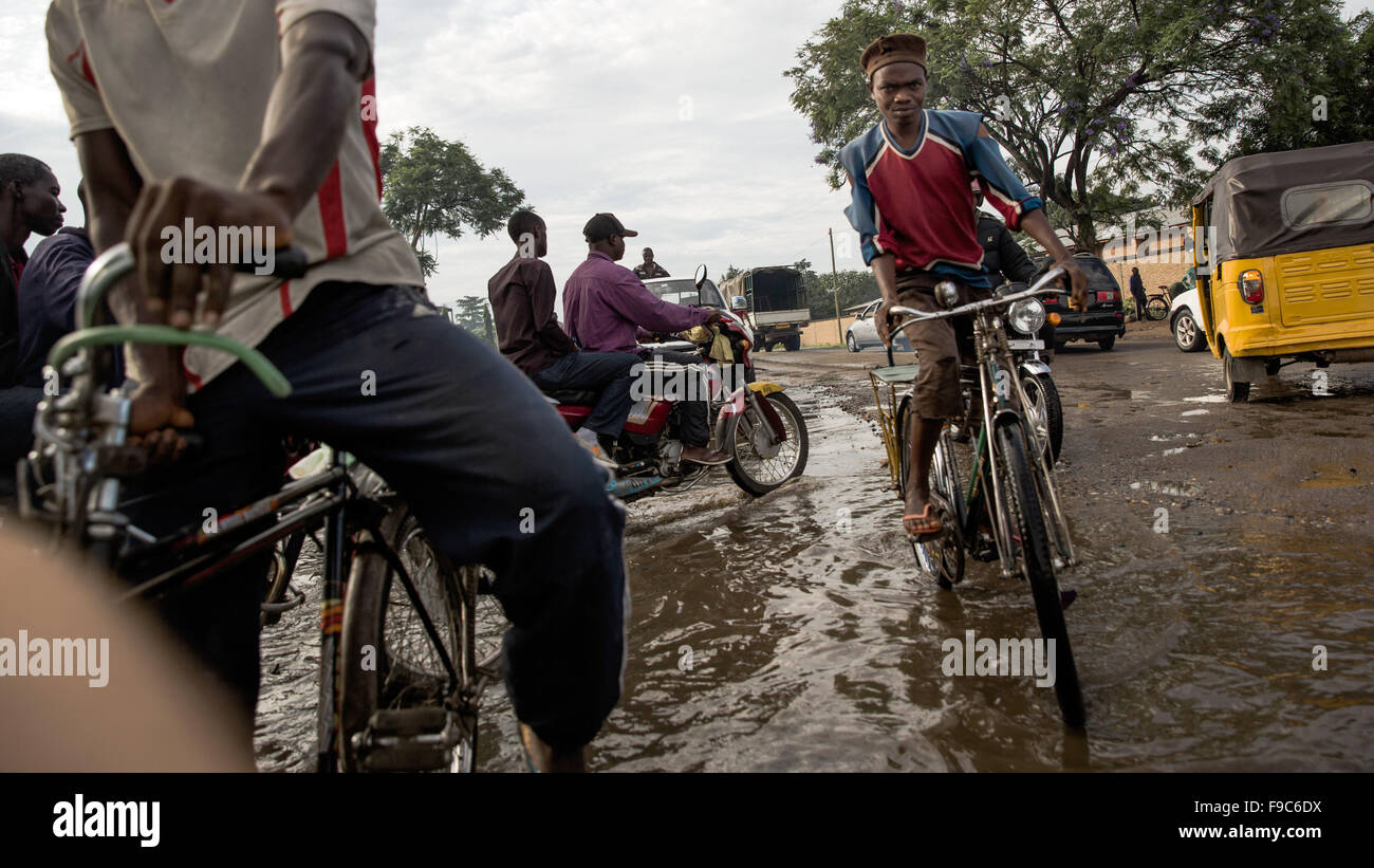 Bujumbura Burundi 16th Nov 2015 Cyclists In The City Centre Of Stock Photo Alamy