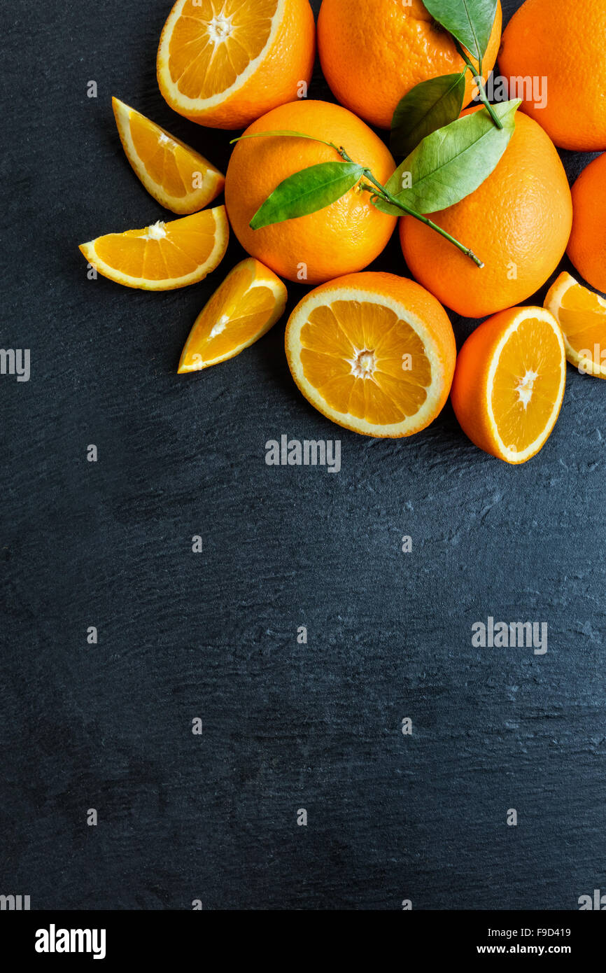 Top view cut orange hi-res stock photography and images - Alamy