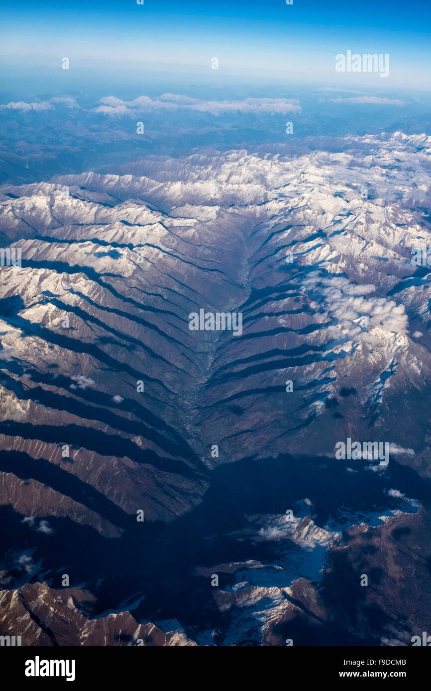 Aerial View of snow clad Swiss Alps from plane Stock Photo - Alamy