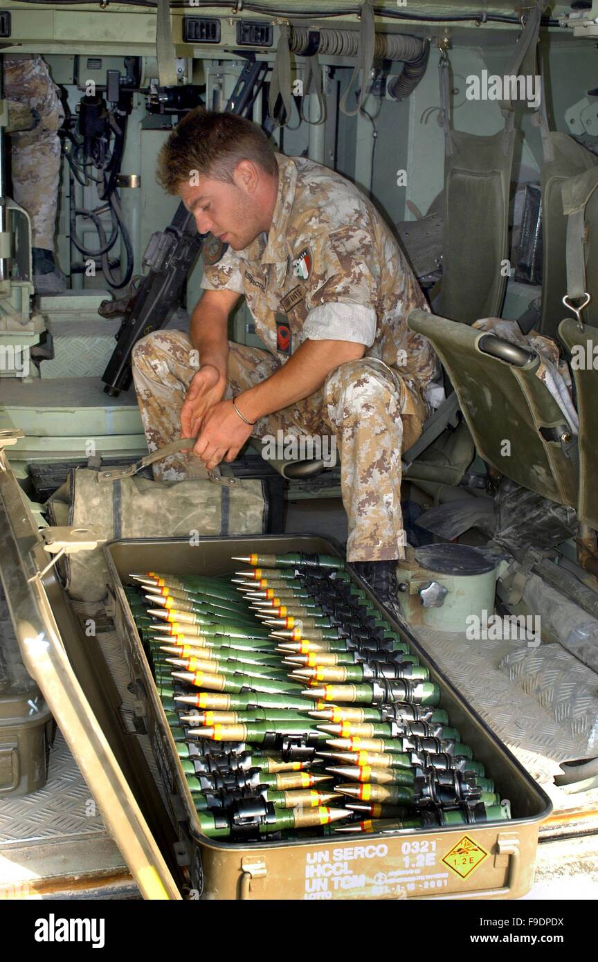 Italian military intervention in Iraq (10/2004),  load of ammunitions for 30 mm gun of an infantry armored fighting vehicle Stock Photo