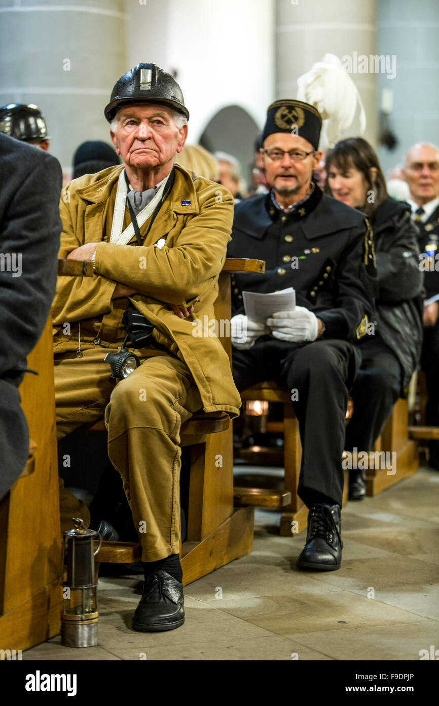 Miner uniform hi-res stock photography and images - Alamy