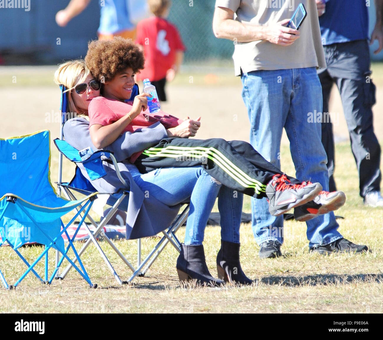 Heidi Klum and Seal watch their children play in a soccer match in Brentwood Featuring Heidi Heidi Klum and Seal watch their children play in a soccer match in Brentwood Featuring Heidi