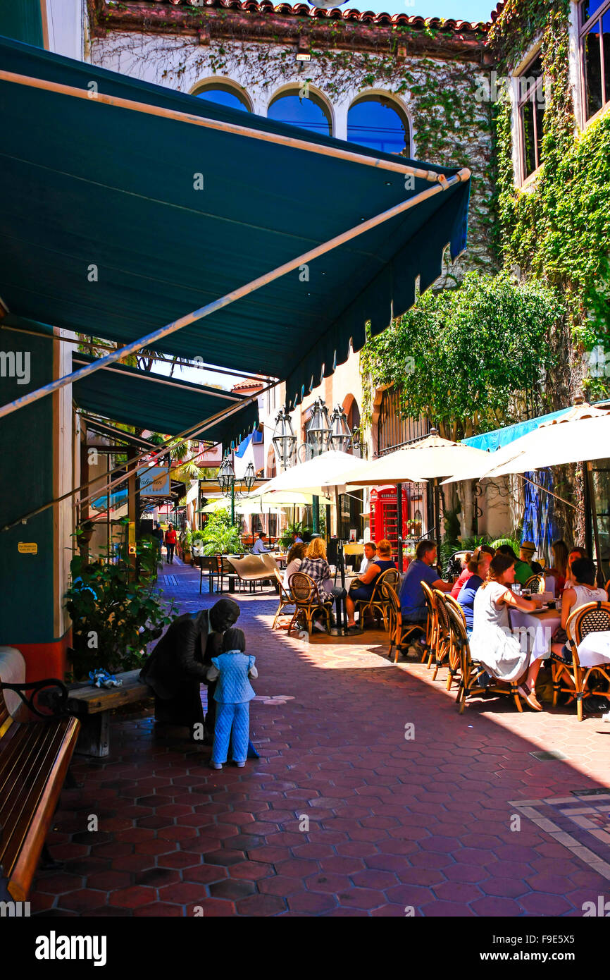 Casual Dining Group Restaurants Hi res Stock Photography And Images Alamy Casual Dining Group Restaurants Hi res Stock Photography And Images Alamy