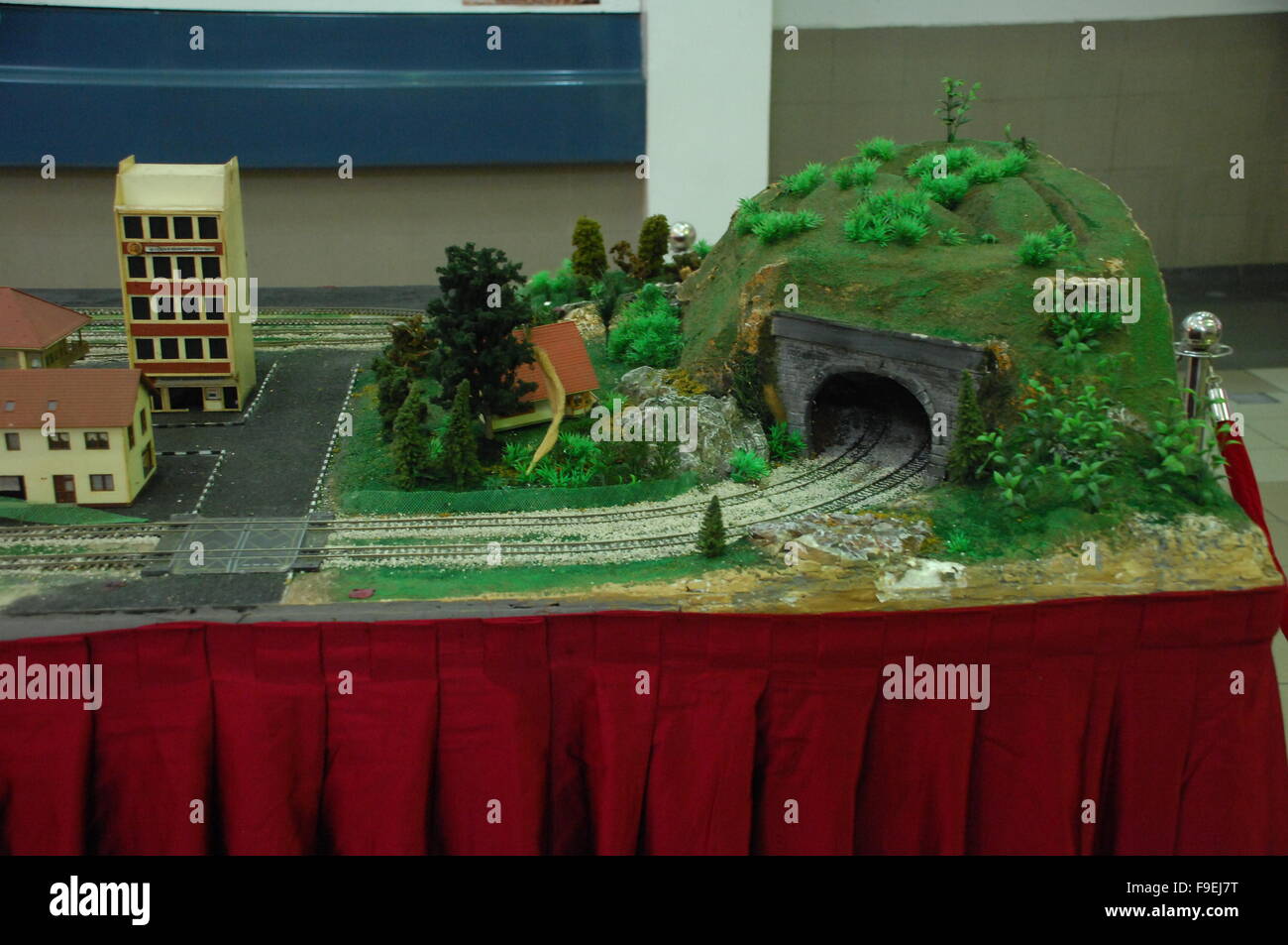 toy train shed