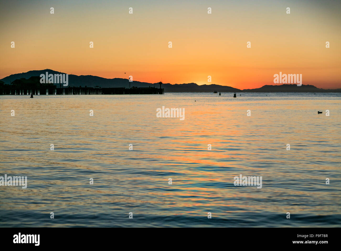 Stearns wharf at sunrise hi-res stock photography and images - Alamy