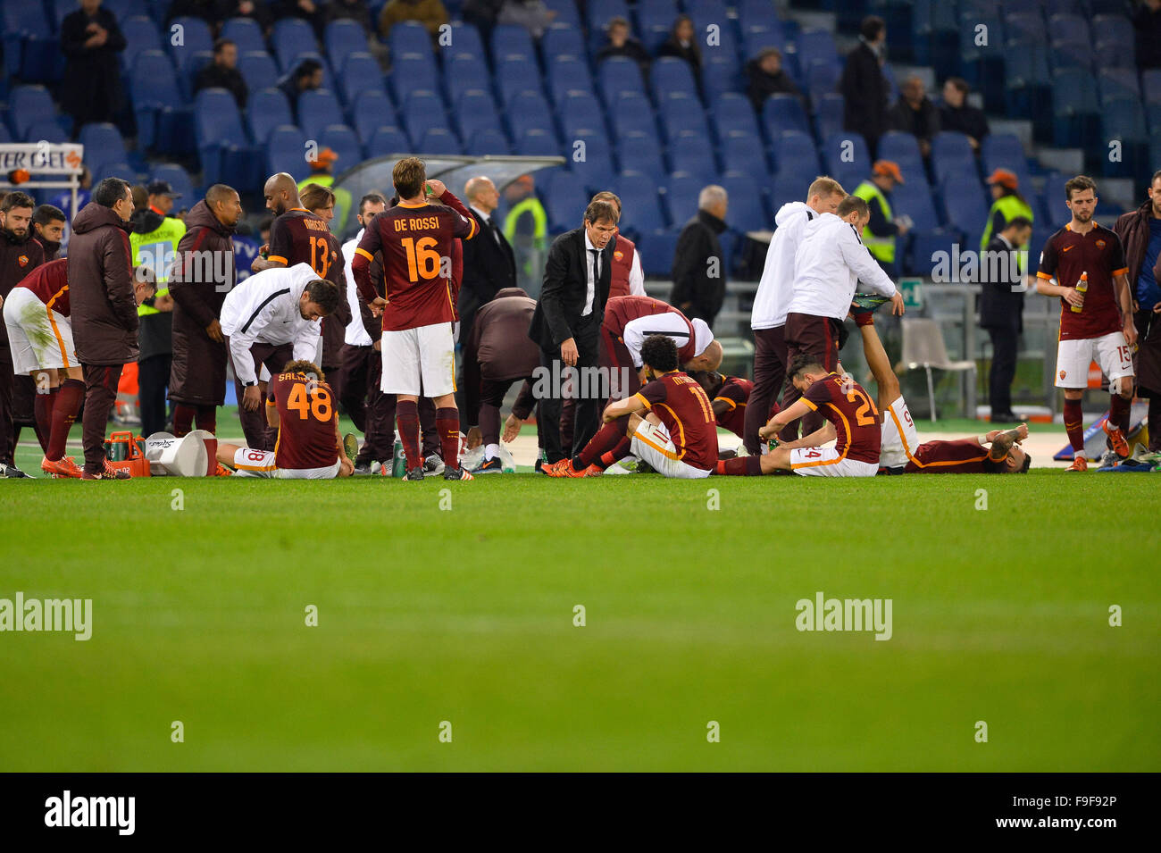 Rome, Italy. 16th Dec, 2015. Rudi Garcia during the Italian Cup football match A.S. Roma vs A.S. Spezia at the Olympic Stadium in Rome, on december 16, 2015. Credit:  Silvia Lore'/Alamy Live News Stock Photo