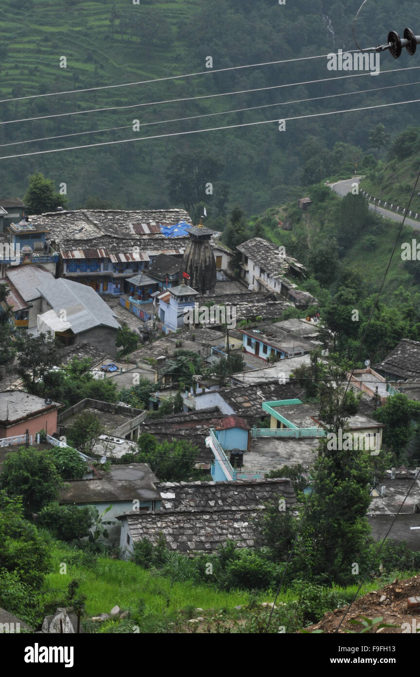 Bird's eye view of temple –Tungnath temple lies in the Tungnath mountain range of Rudraprayag district in Uttarakhand,India.  Tu Stock Photo