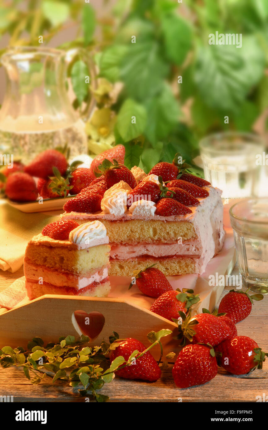 Strawberry Pie with Sparkling Wine Stock Photo Alamy