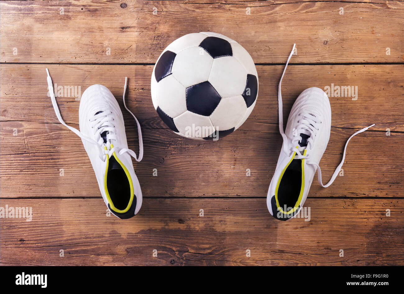 Football ball best sale boots