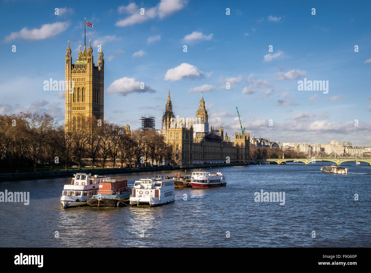 View along the River Thames to the Houses of Parliament Stock Photo