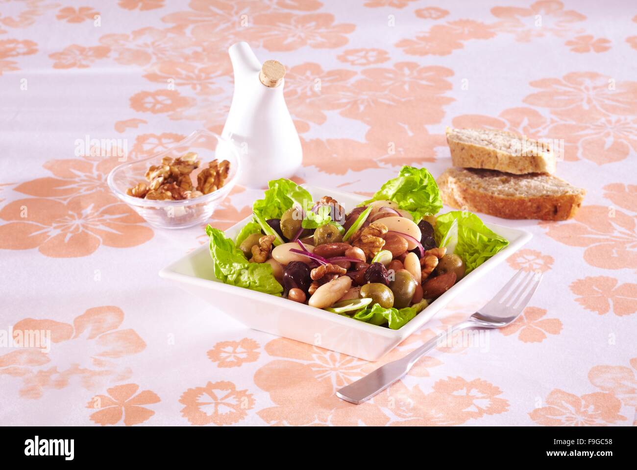 Kidney beans with walnuts Stock Photo Alamy