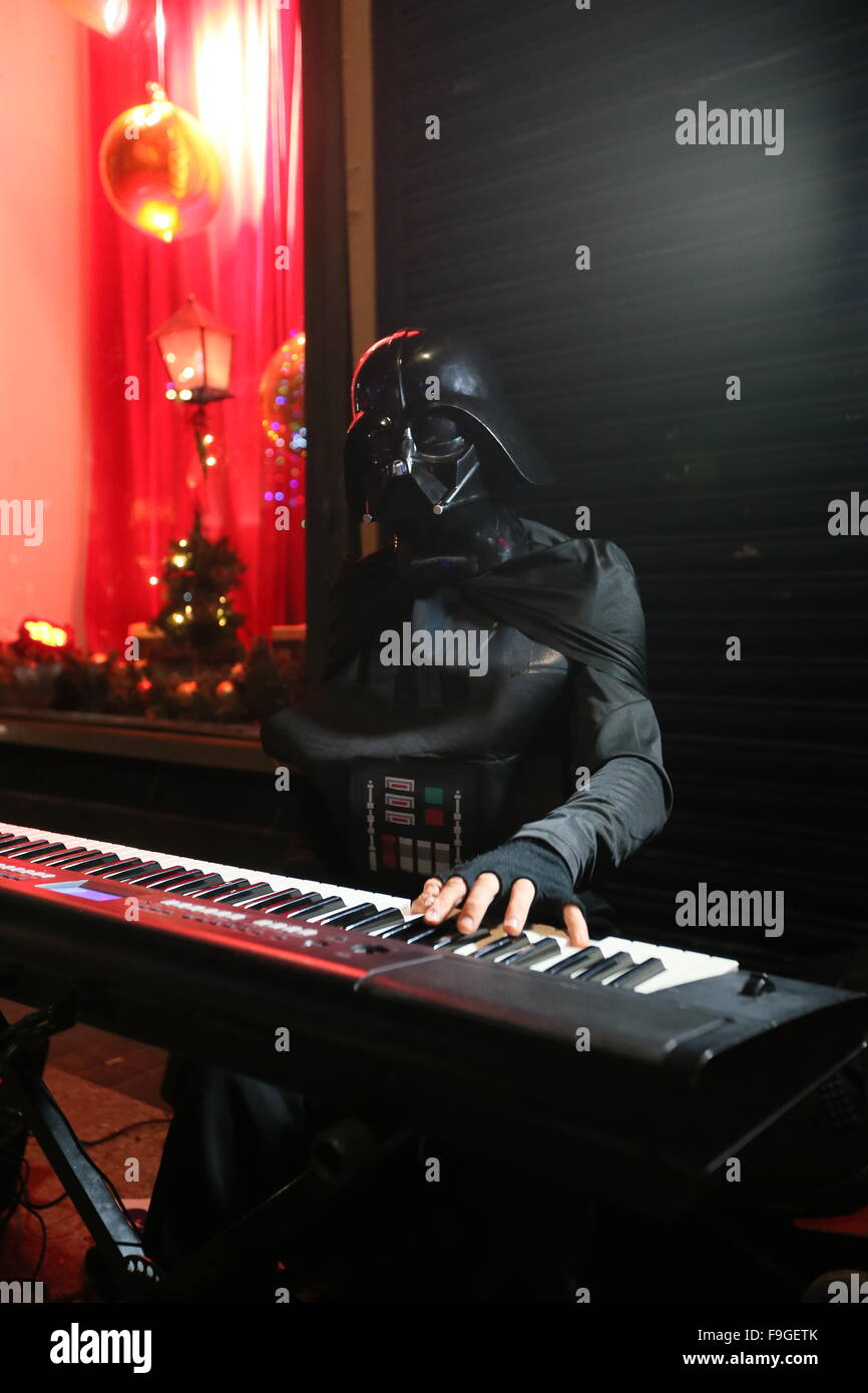 Darth vader stormtrooper hi-res stock photography and images - Alamy