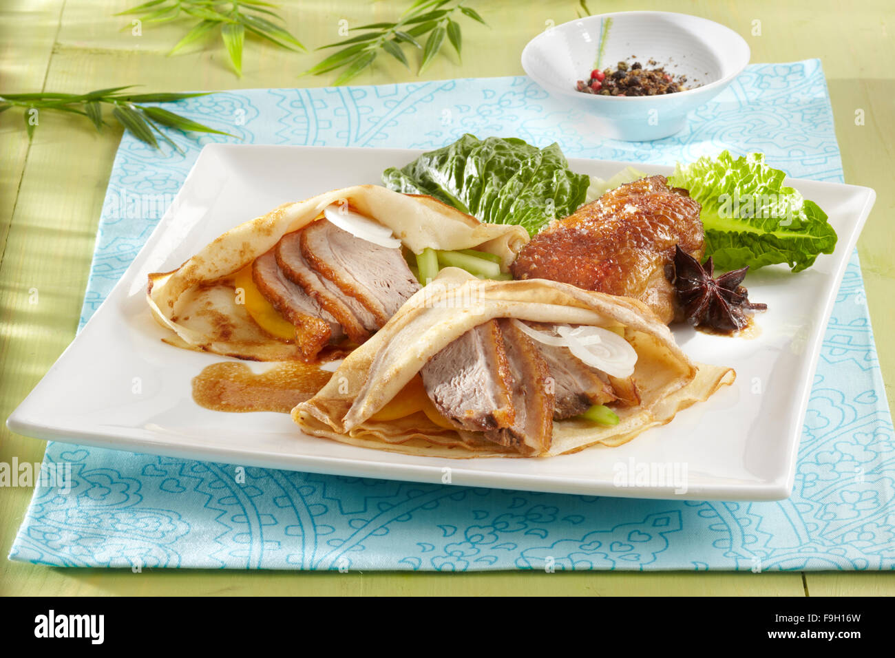 Marinated Duck Roast in Pancakes (step by step Stock Photo Alamy