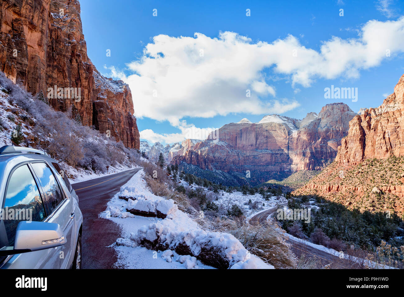 Car parked along Zion canyon scenic drive, Utah Stock Photo