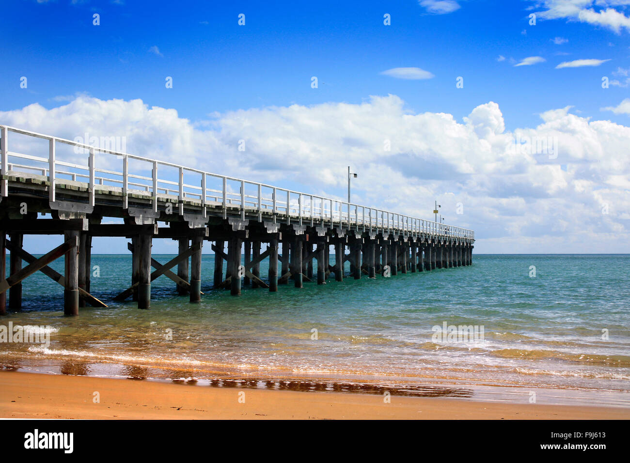 Hervey Bay Jetty Stock Photo Alamy
