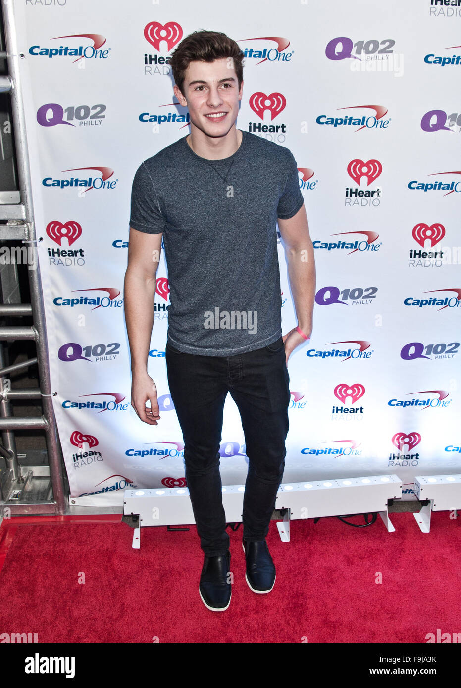 Shawn Mendes Poses at Q102's Jingle Ball 2015 at Wells Fargo Center on