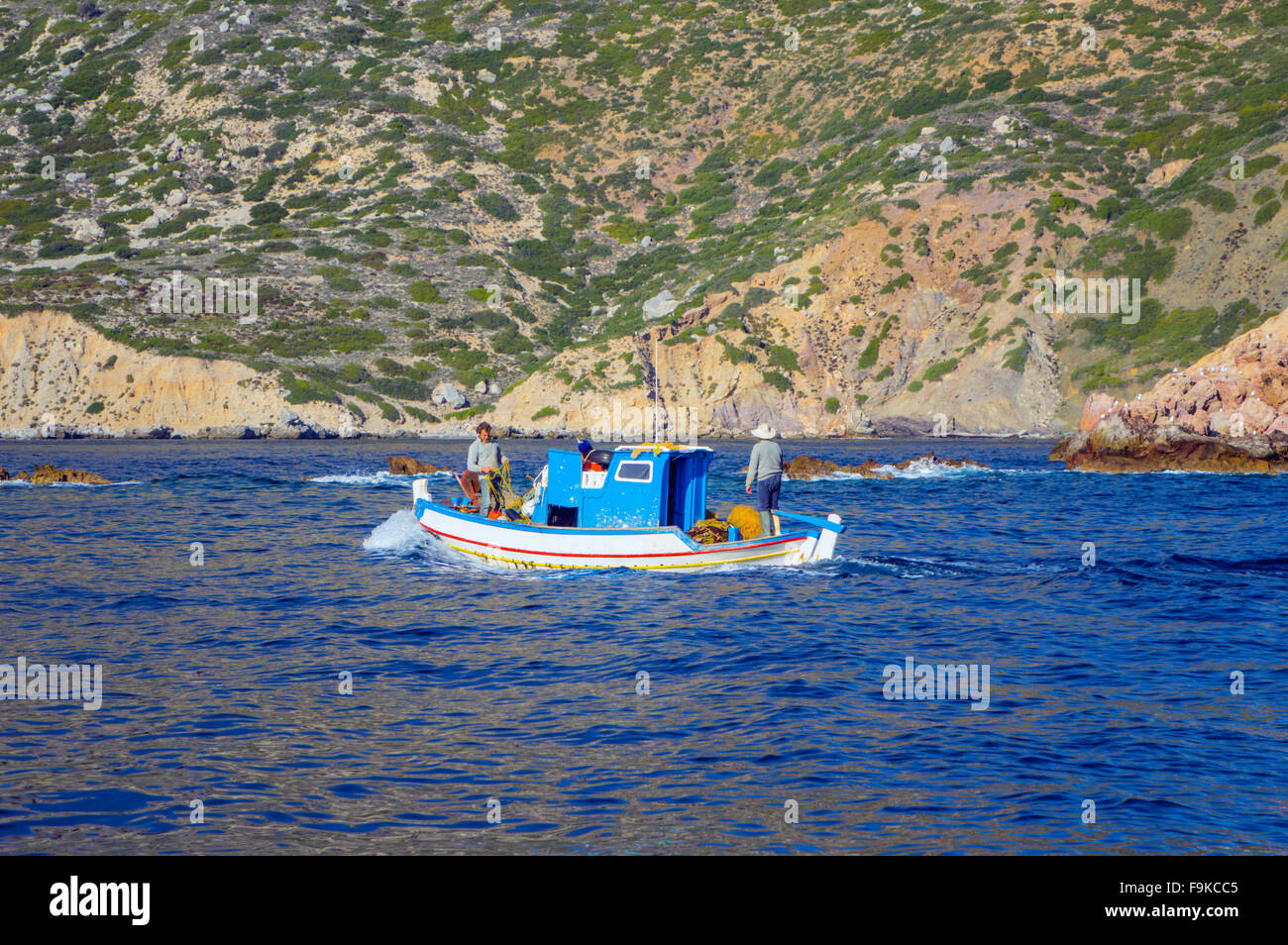 White and blue boat hi-res stock photography and images - Alamy
