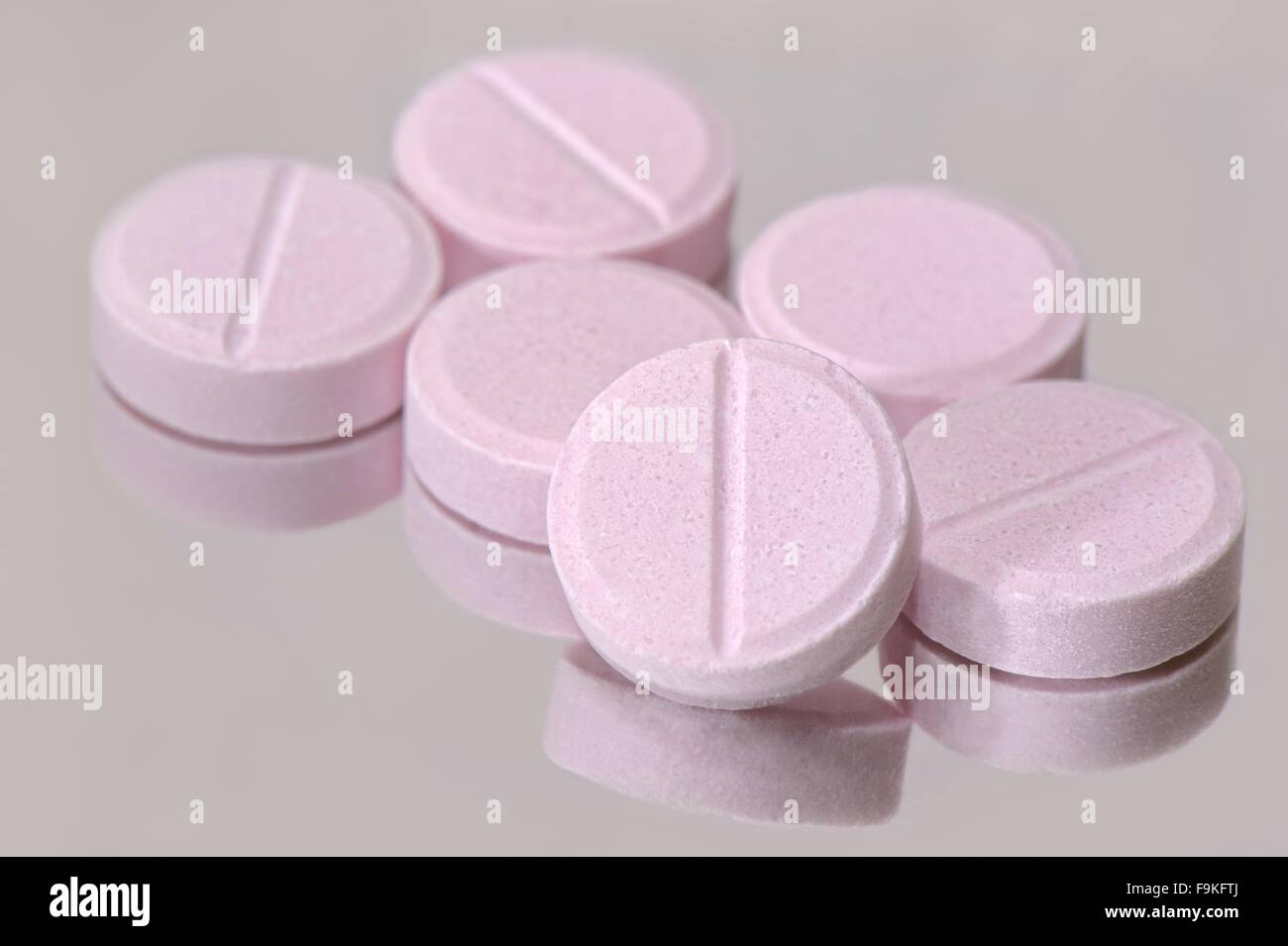 Pink Rave Tablets Pink tablets hi-res stock photography and images - Alamy