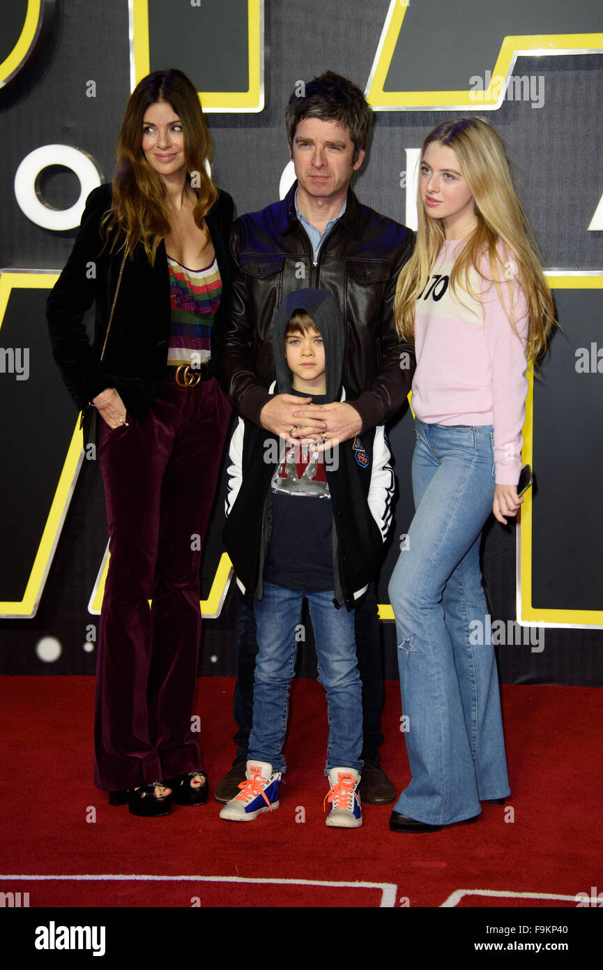 Sara Macdonald, Noel Gallagher, Anais Gallagher and Donovan Gallagher at the 'Star Wars: The Force Awakens ' premiere in London Stock Photo