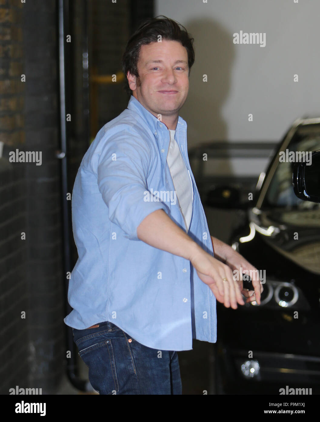 Jamie Oliver outside ITV Studios  Featuring: Jamie Oliver Where: London, United Kingdom When: 16 Nov 2015 Stock Photo