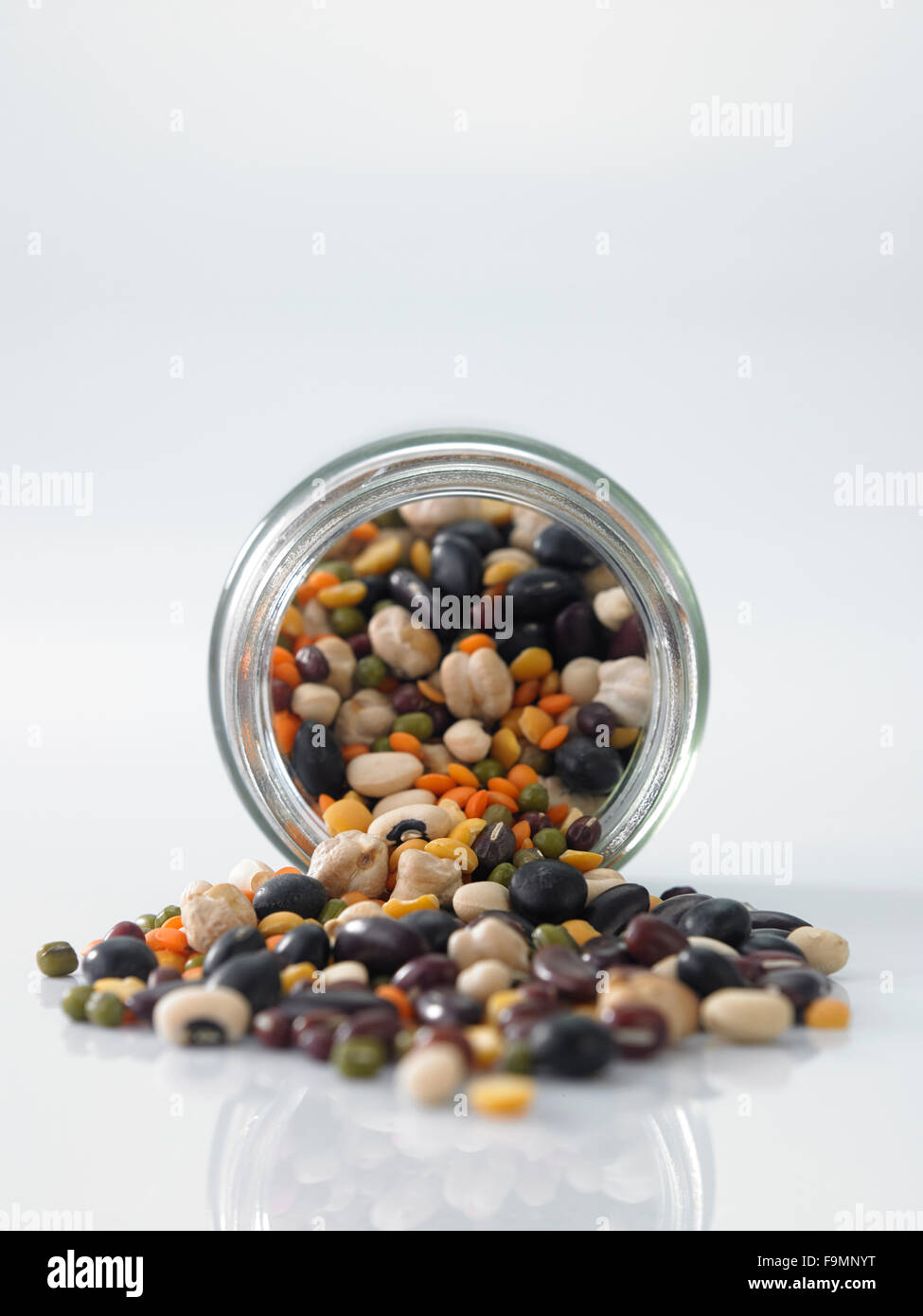 Mix bean of black eye peas, mung bean, adzuki beans, soy beans, black