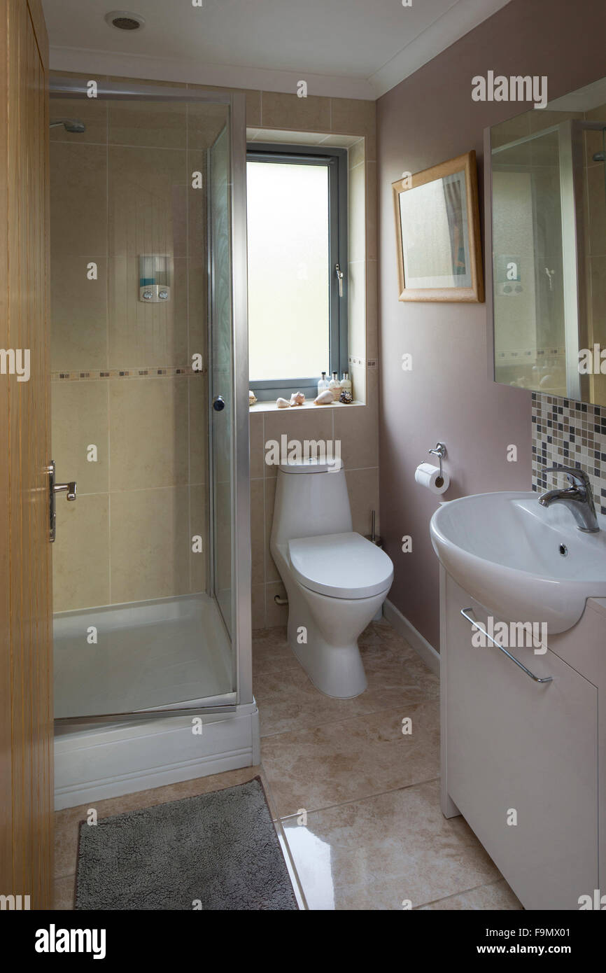 Shower cubicle hires stock photography and images Alamy