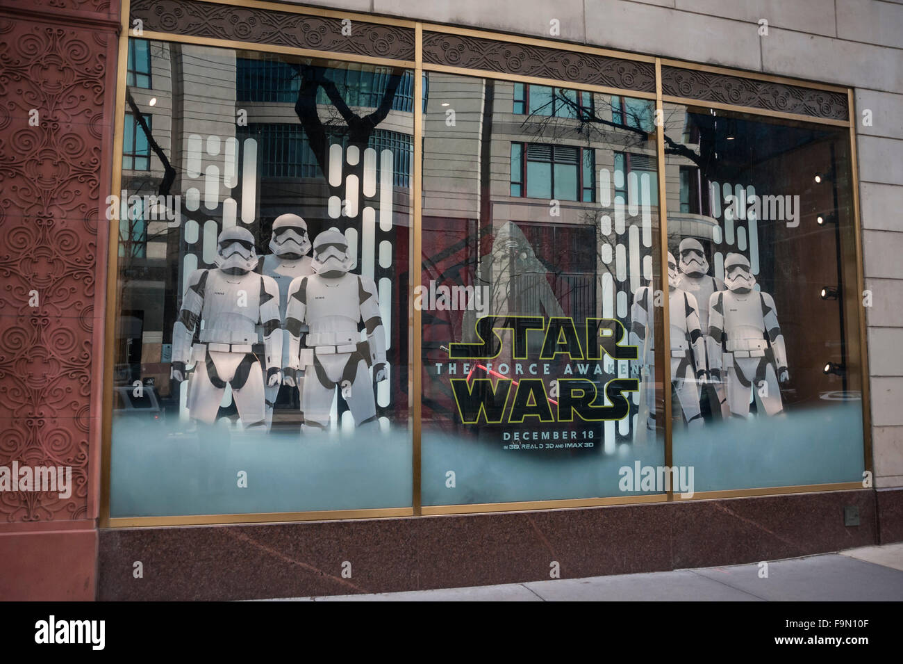 A Tour of Michigan Ave Disney Store 