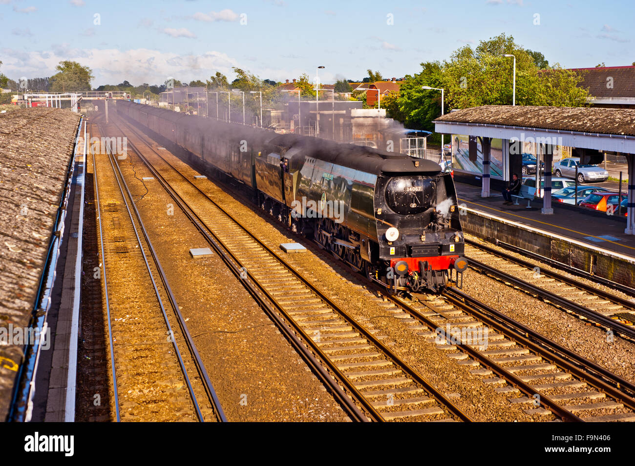 Steam Train at Paddock Wood Station in Kent Stock Photo