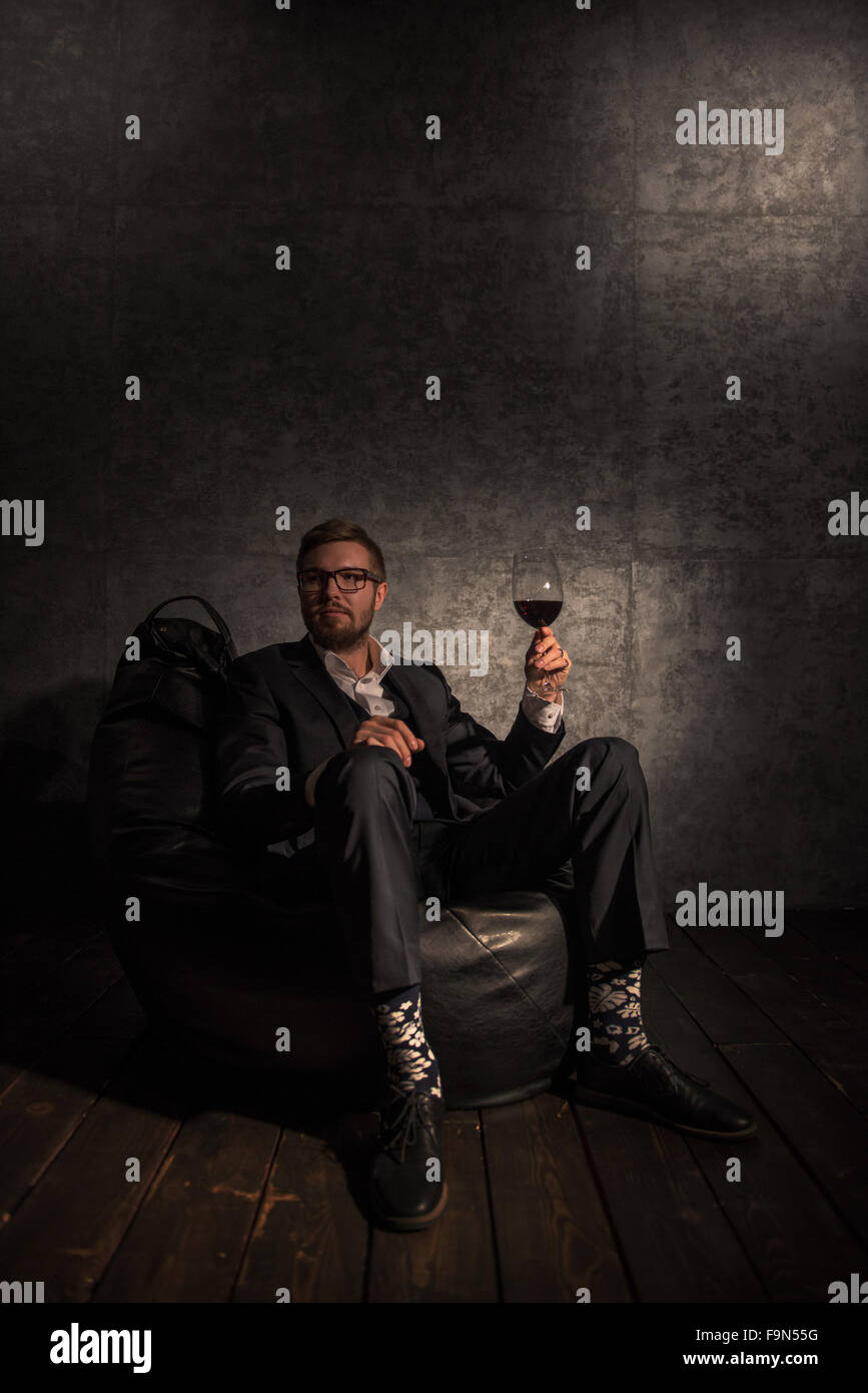 Man sitting on beanbag hi-res stock photography and images - Alamy
