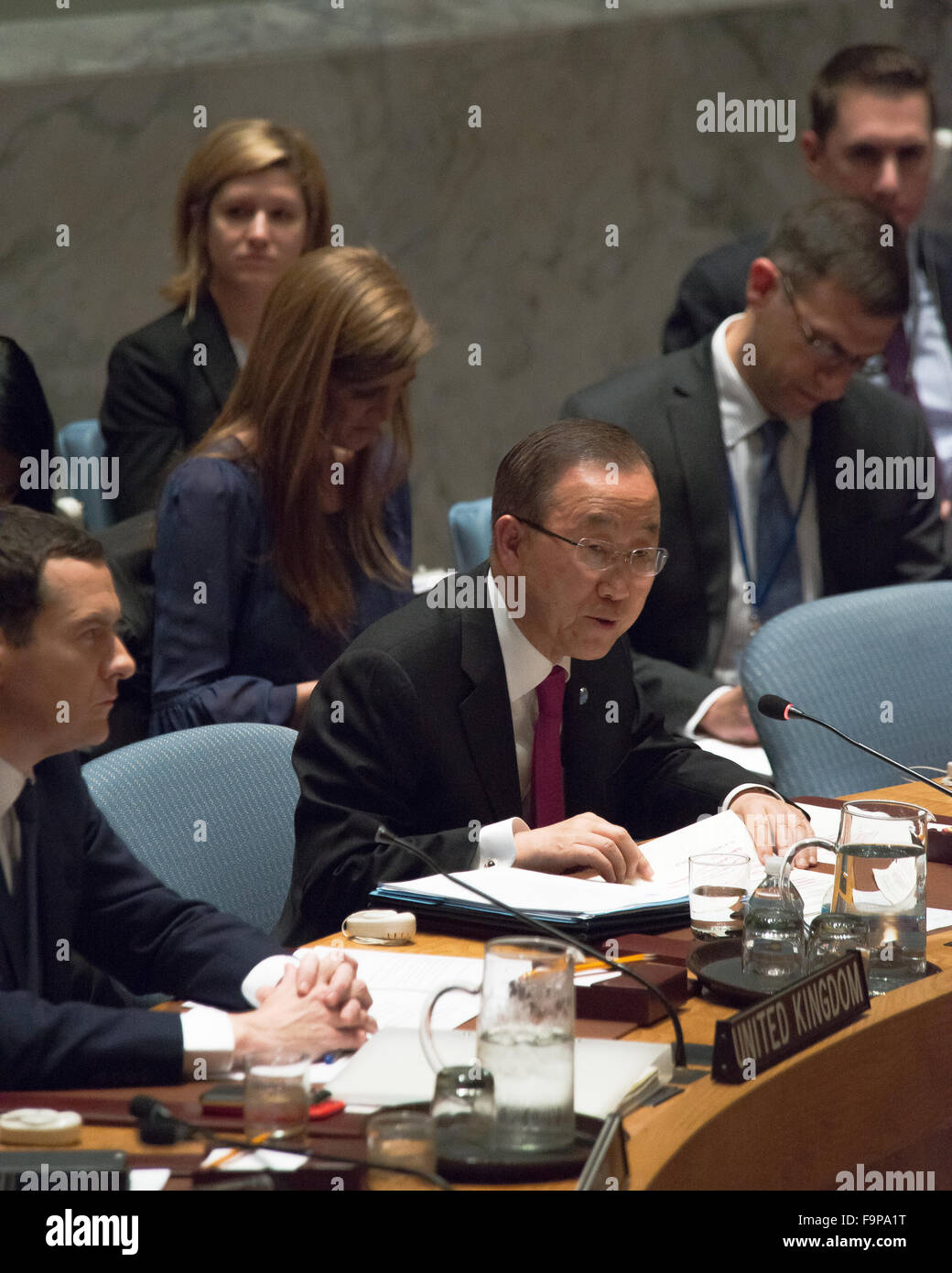 New York, United States. 17th Dec, 2015. Secretary-General Ban Ki-moon (left) offers remarks at the start of the Security Council Session. As part of a series of Security Council sessions on the subject of terrorism, especially Islamic State extremism in Syria, U.S. Treasury Secretary Jack Lew chaired a session of the Council on efforts to restrict financing to Islamic State groups. Credit:  Albin Lohr-Jones/Pacific Press/Alamy Live News Stock Photo