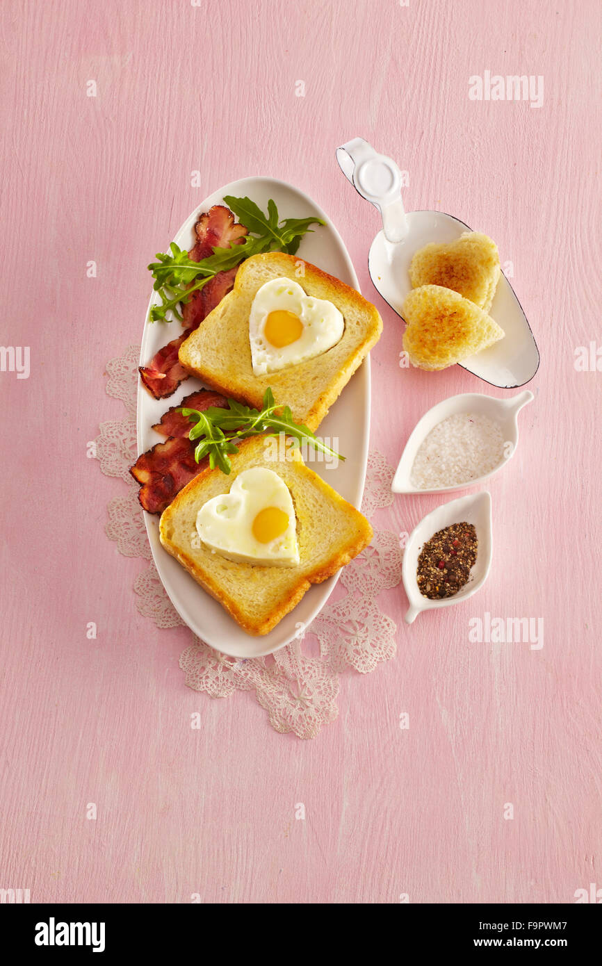 Egg and bacon toast Stock Photo Alamy