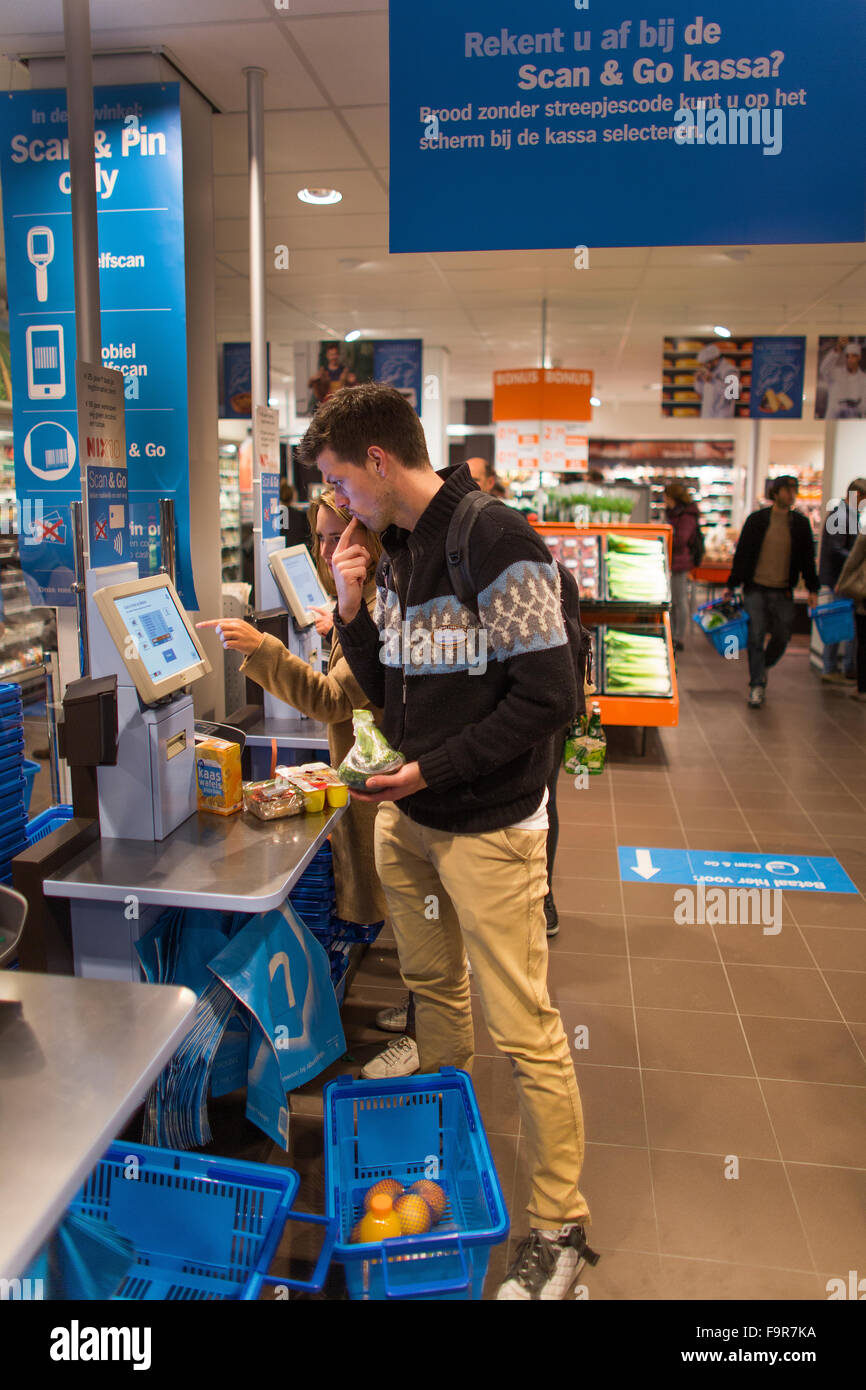 The first Albert Heijn supermarket without cashiers and where only can be paid via selfscan Stock Photo